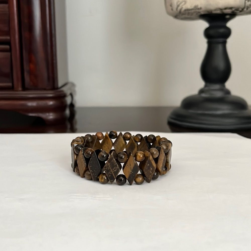 Brown stone bracelet